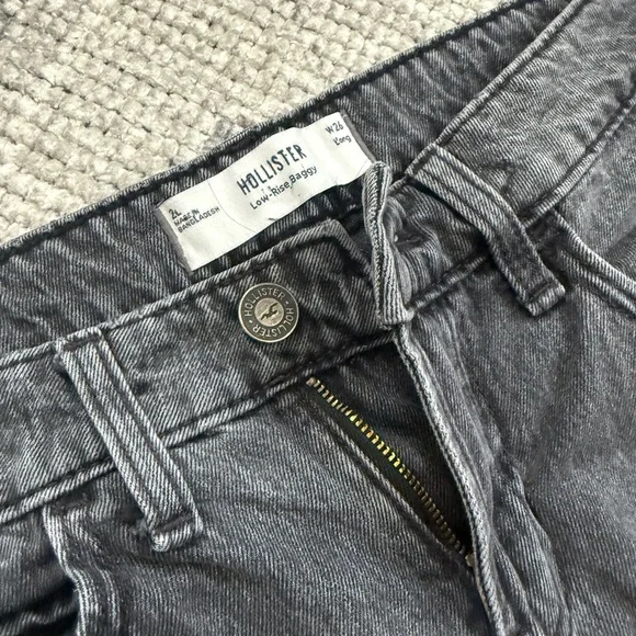 Hollister Low-Rise Baggy Jeans - Washed Black - Size W26 Long - GUC - Picture 2 of 8